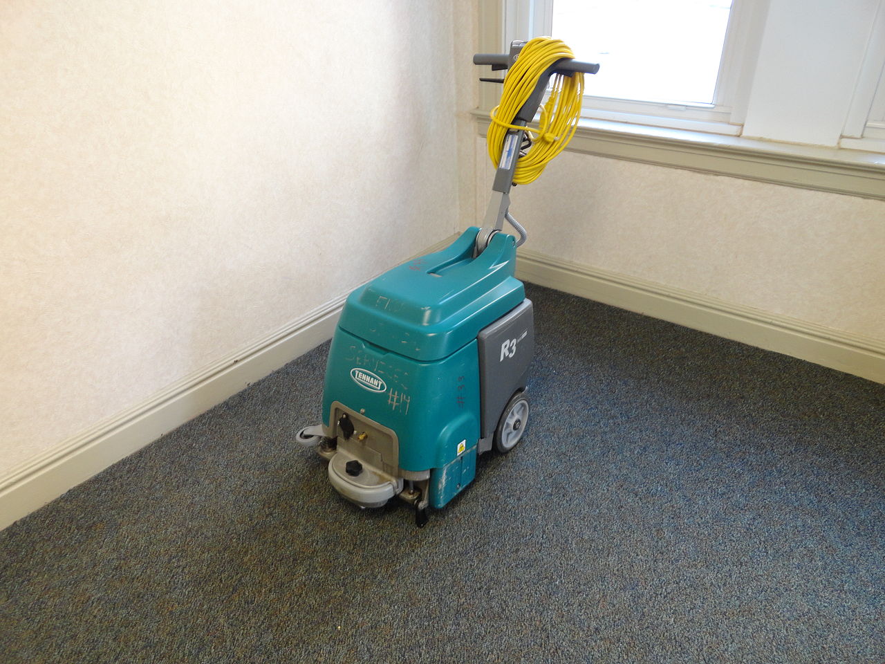 Carpet cleaning machine kept after operation